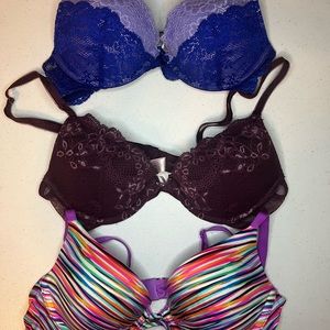 3 women’s 34B  Victoria’s Secret bra bundle